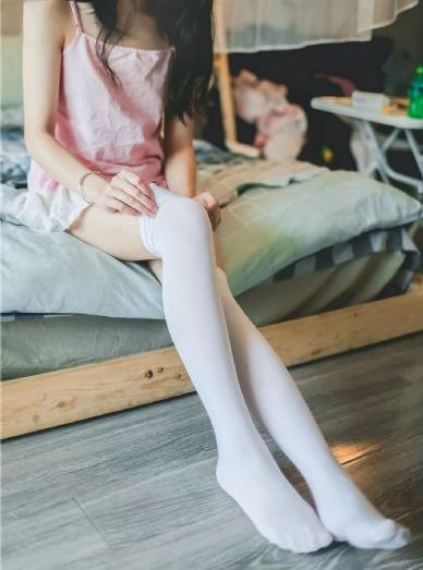 欧美美女侧脸图片黑白_BD韩语免费观看视频